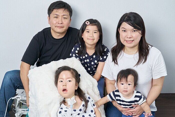 2歳5カ月で“ネマリンミオパチー”と診断された二女。すべてをあきらめるのは違う、できない理由を並べずどうしたらできるのかを考える【体験談】