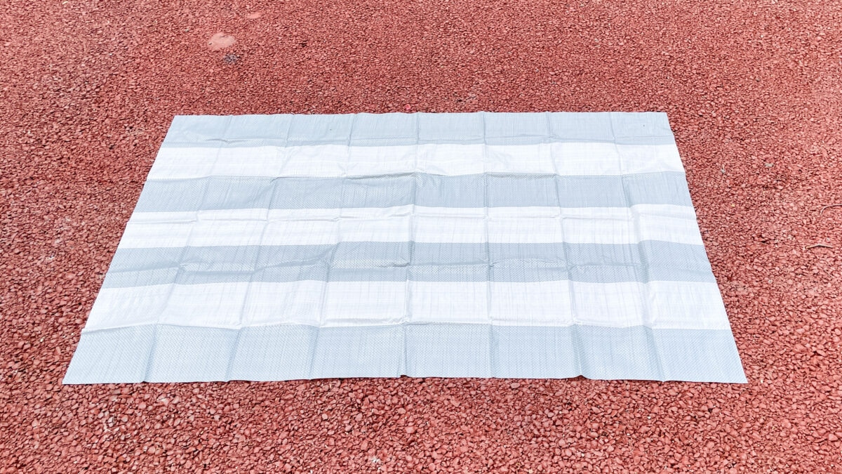 セリアのレジャーシートおすすめ5選!厚手のものやコンパクトタイプも紹介