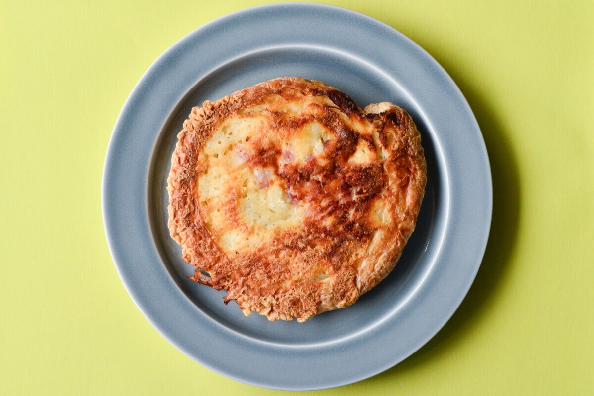 「悪魔的な旨さ詰まってる」【ローソン】新発売の薄っぺらいパンがすごい