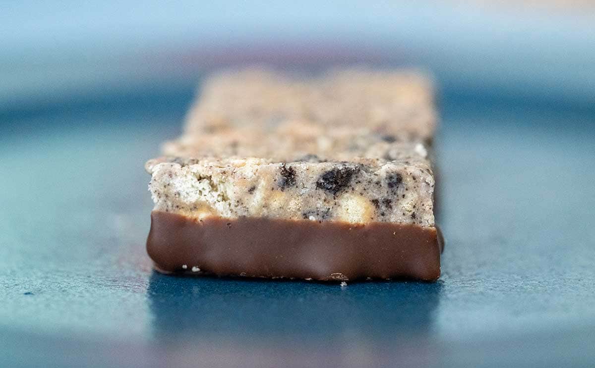 「うっっっっま!!」54円で買える【ブラックサンダー】新商品はコンビニ先行発売