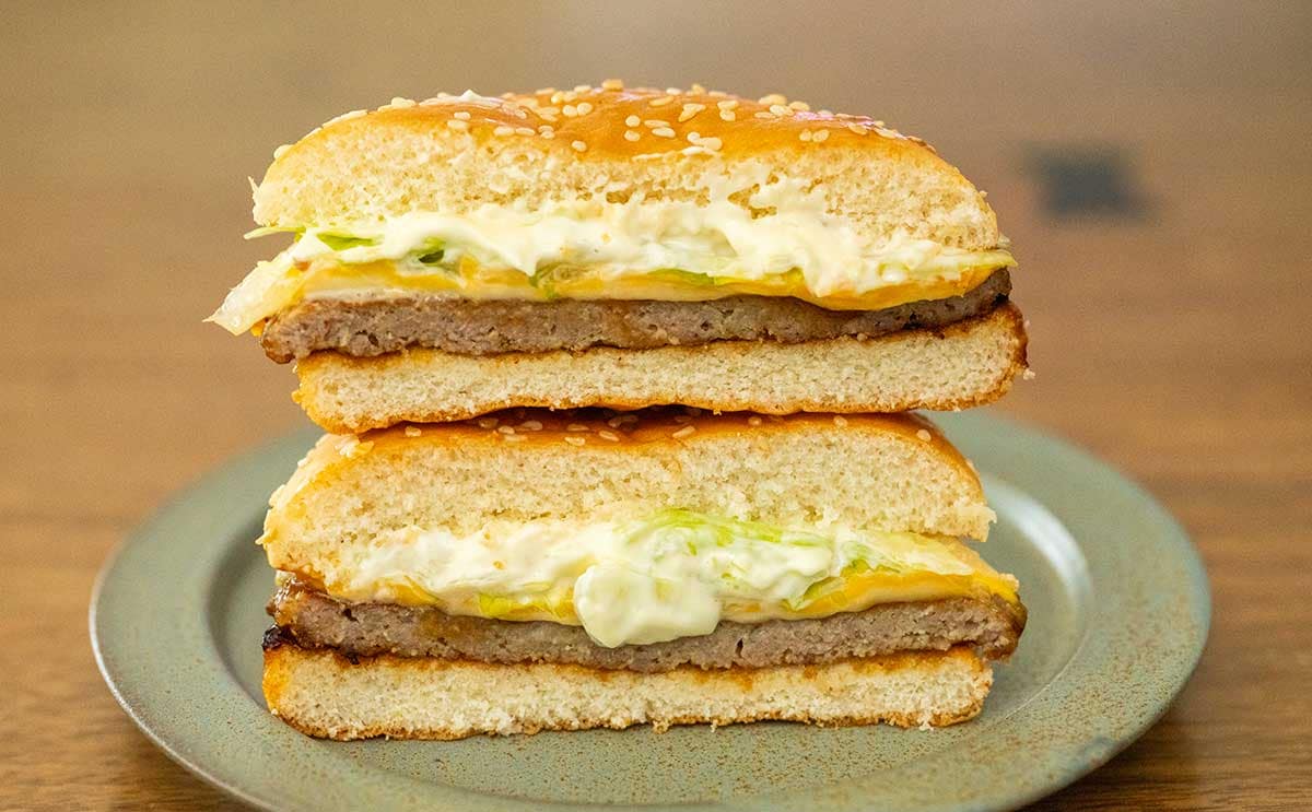 「満足感すごい」【マクドナルド】てりたまの影に隠れた激うまバーガーとは?