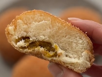 3個入りで158円はうれしい！【ファミマ限定】コラボパンはお得感がスゴい