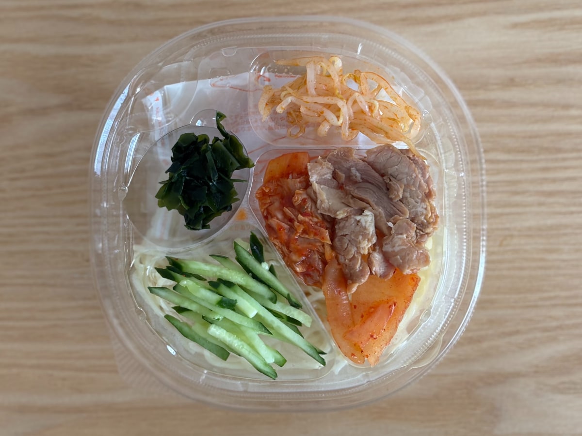 コシ強の麺とさっぱりスープがクセに!【ファミマ】にあのご当地麺が登場