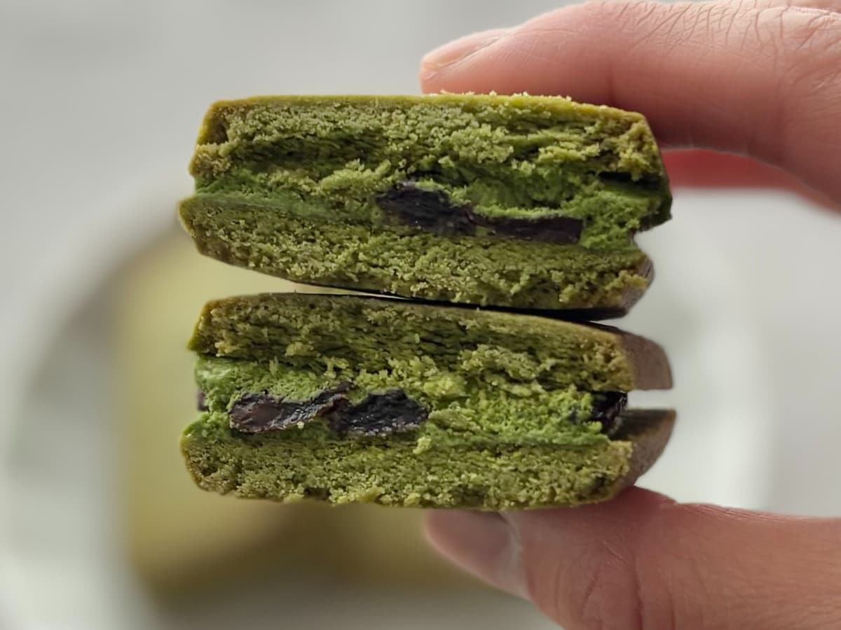 1枚でも食べ応えあり！【セブン】人気の上品おやつに和の味わいが再登場