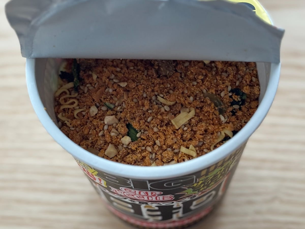 “クセ旨”の一杯がビッグに！【カップヌードル】新感覚スープにも大満足