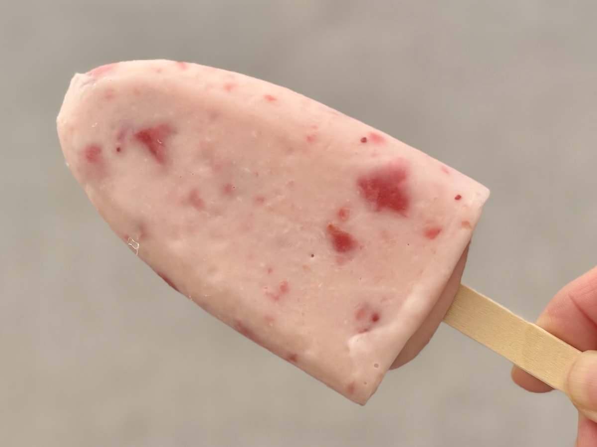 【ファミマ】の人気商品が数量限定アイスに!SNSも「絶品」と大絶賛