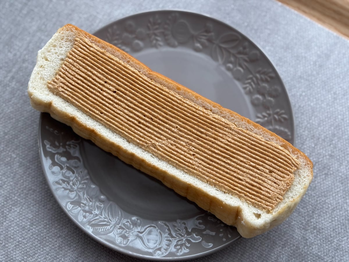 じゃりじゃり感にハマる!「美味しすぎて泣きそう」な【セブン】のパン