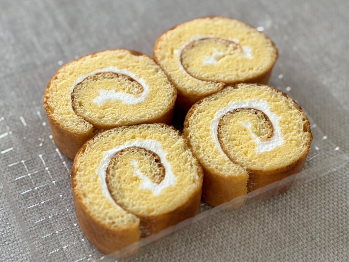 甘くてふわっふわで幸せ♡【ファミマ】1個45円のミニケーキが美味