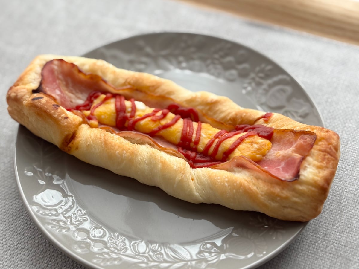 みんなが好きな定番味！【ファミマ】朝食に食べたい総菜パンが再登場