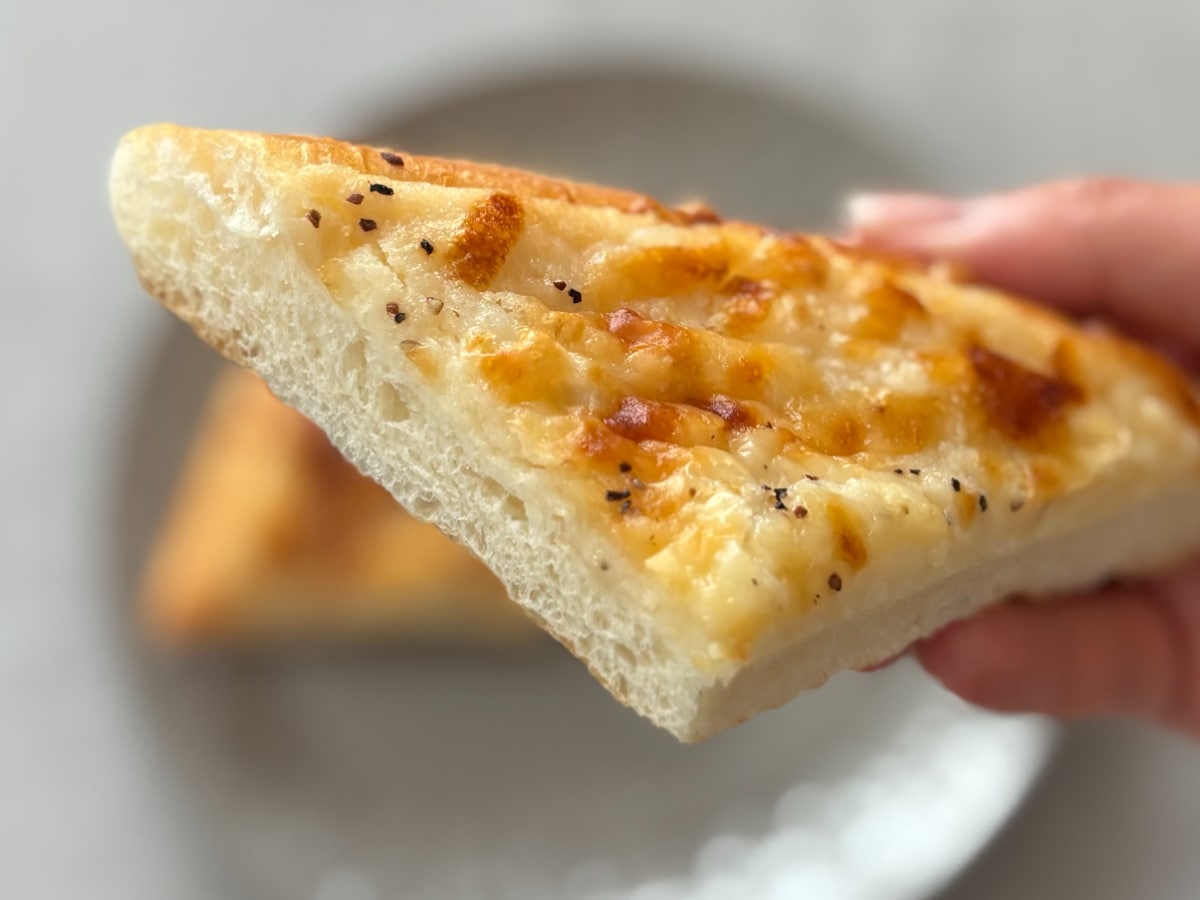 ポテトがほくほく!【セブン】に再登場したピザパンは朝食にもよさそう