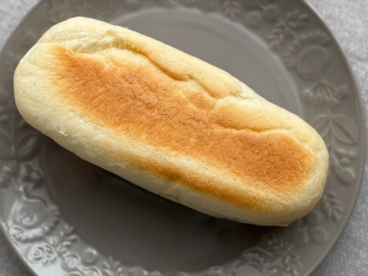 「ただのパンじゃない」おいしさ【ファミマ】にしっとり甘酸っぱい新作