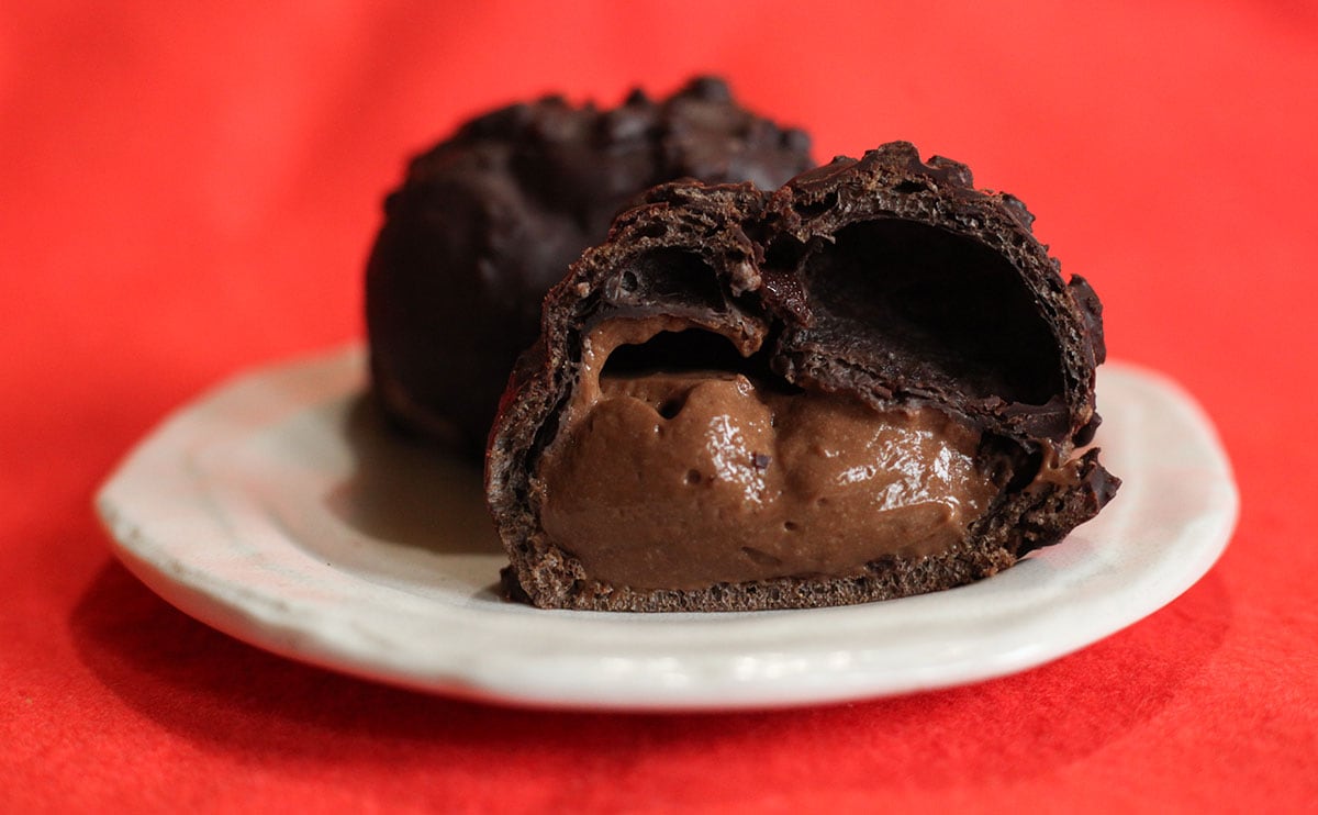 「安定の美味しさ」「一番好みだった」【ファミマ】のザクザク系新商品がナイスコラボすぎた