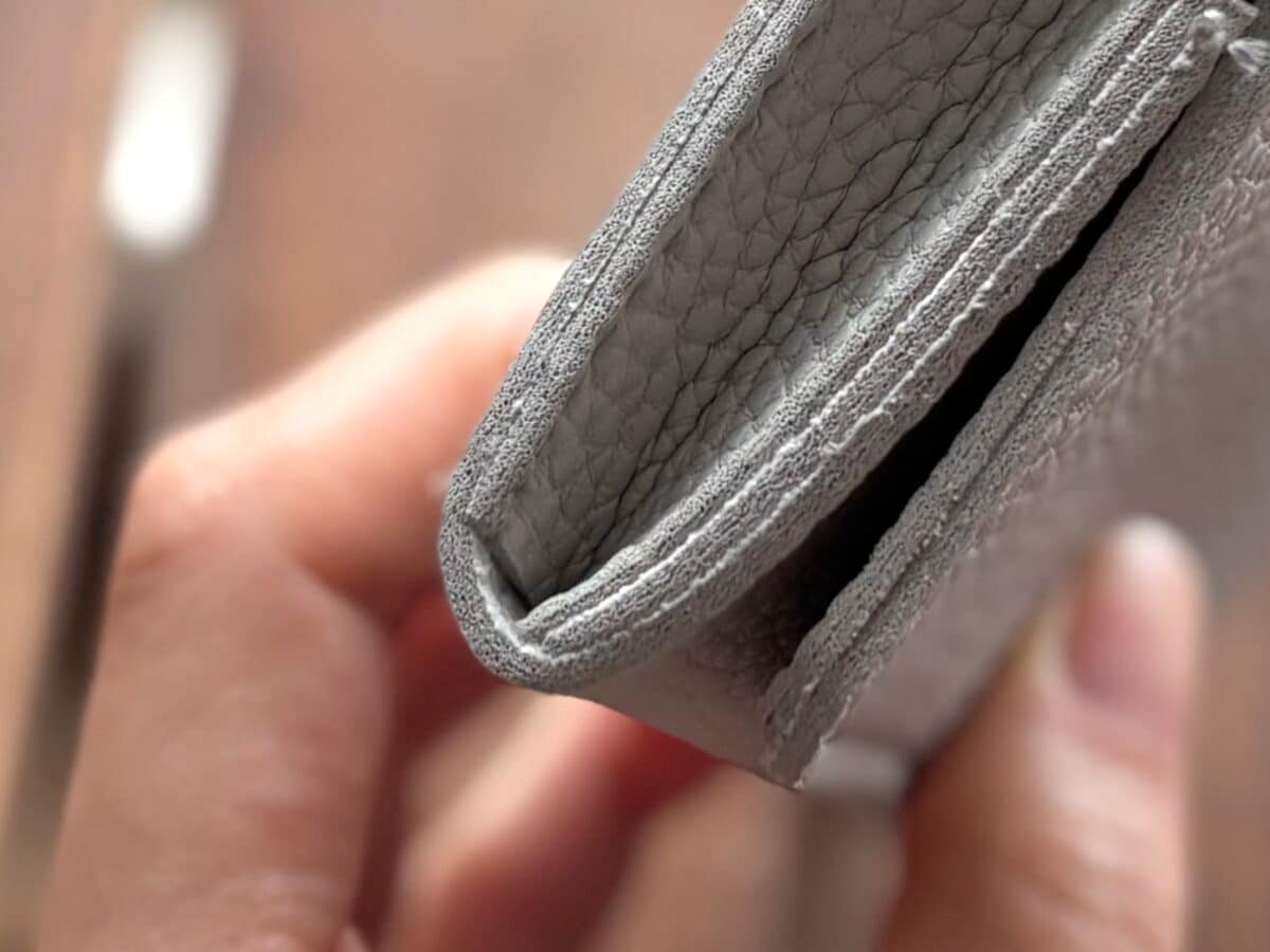 ダイソーの名刺入れが超優秀! レザー調でプチプラなのに高見え♡