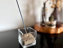 【ダイソー】オリジナルお香立てを自作してみた！代用品や売り場も紹介