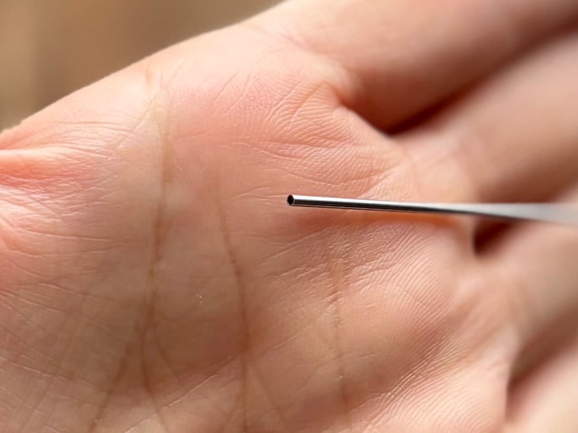 【ダイソー】スポイトおすすめ5選|ボトルタイプはコスメの詰め替えにも