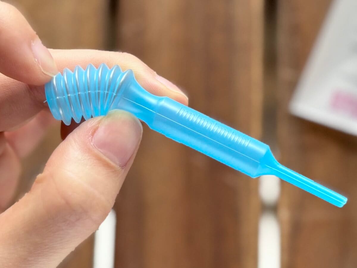 【ダイソー】スポイトおすすめ5選|ボトルタイプはコスメの詰め替えにも