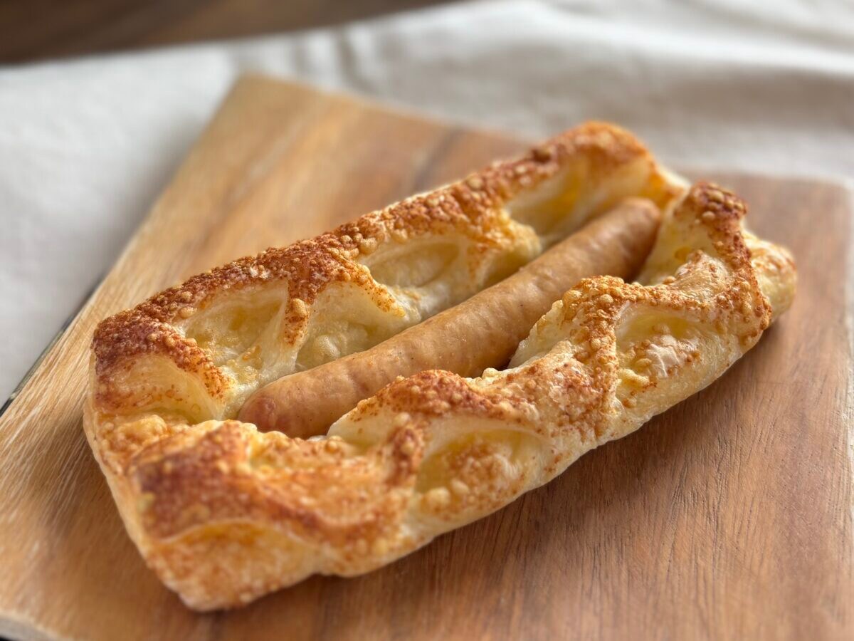 「シャウエッセン® おいちぃず」使用【ファミマ】新作パンが美味!