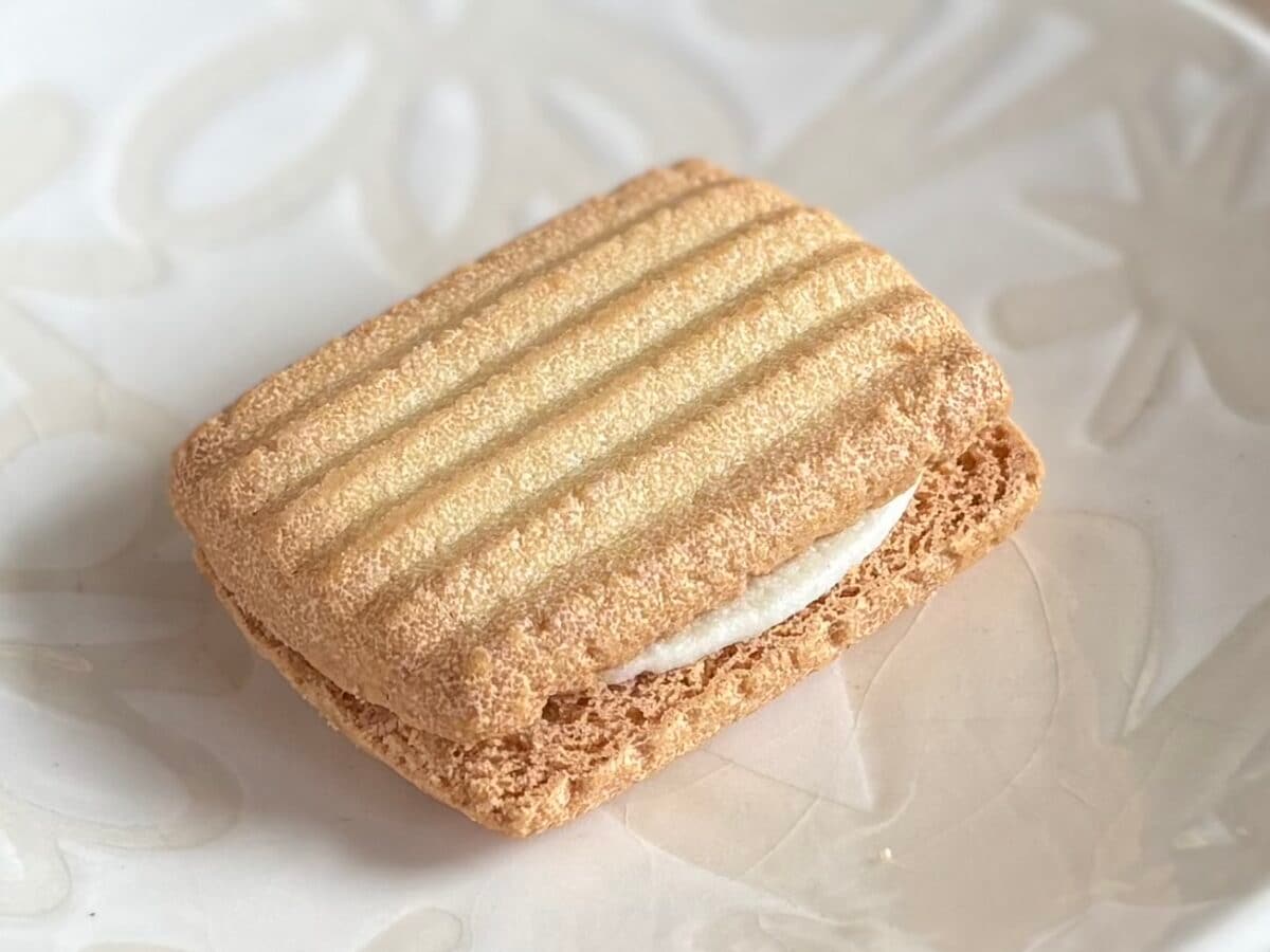 「エンゼルクリーム」がクッキーになった!【森永】その再現度はいかに?