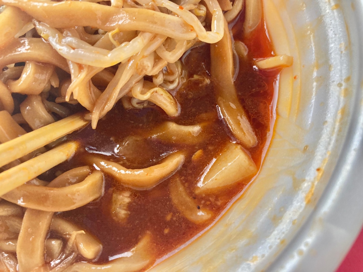 「ストレス発散」「美味しい」【セブン】とみ田監修の激ウマラーメンが復活！！