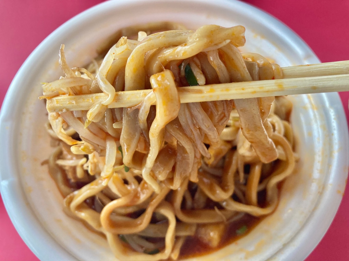 「ストレス発散」「美味しい」【セブン】とみ田監修の激ウマラーメンが復活！！