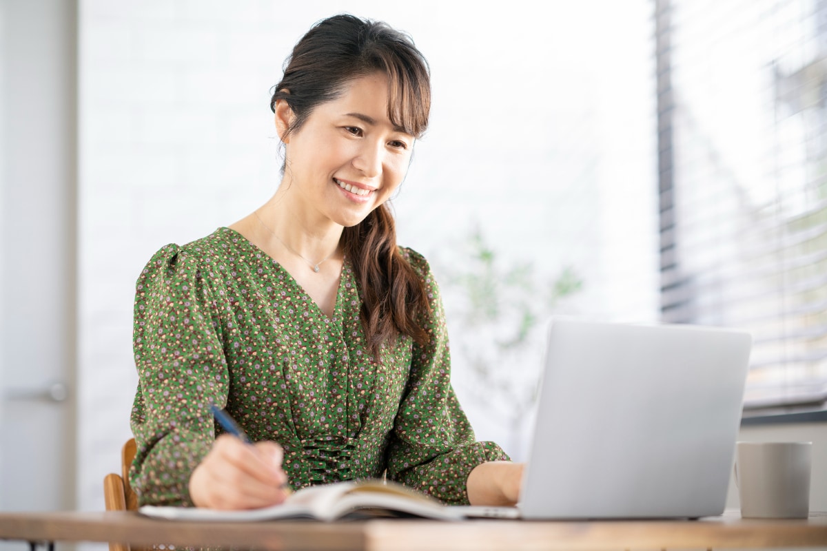 50代女性の転職は厳しい?長く続けられる仕事や転職成功のコツも紹介