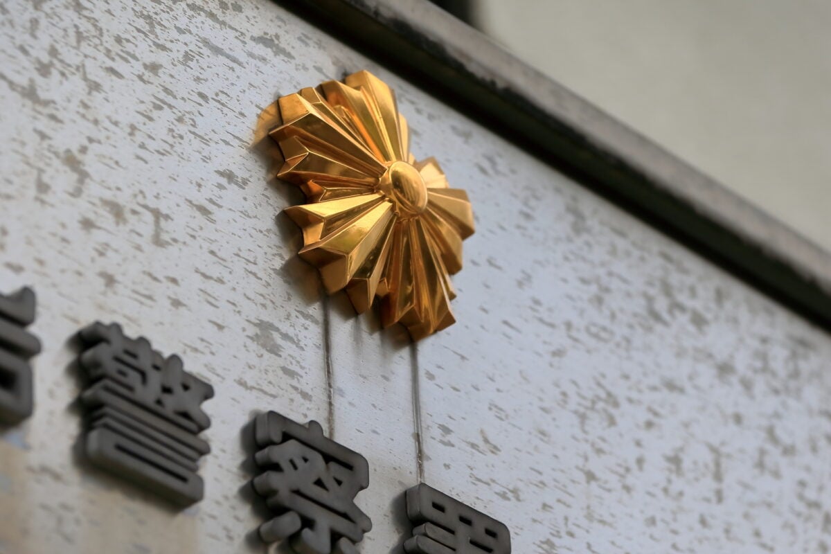 紛失してしまったiPhoneを探す方法とやるべきこと