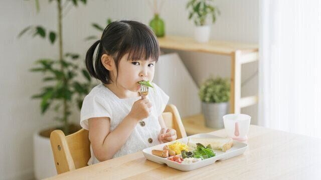 小児科医が教える子どもの偏食を克服する5つのポイント。嫌いなものは何回食べたら慣れるの？