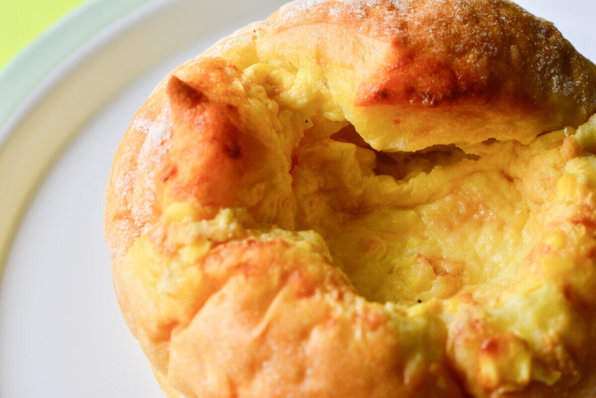 「やけに重い」【ローソン】「うれしすぎ」なコラボパンに大満足