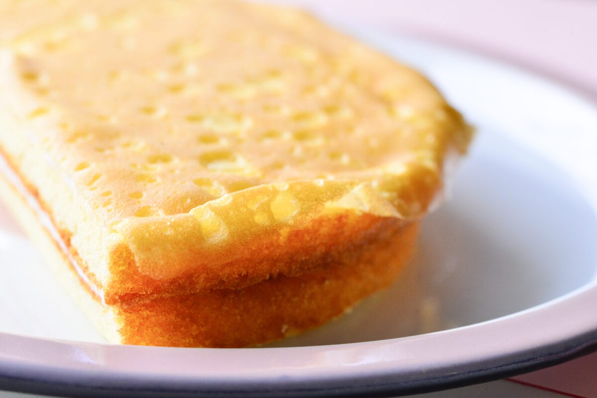 「思った以上にクリーム」【ローソン】いちごのスイーツパンがめちゃウマ