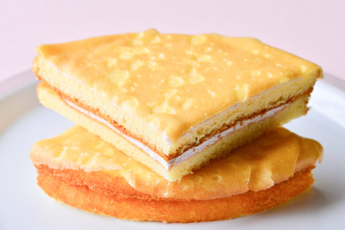 「思った以上にクリーム」【ローソン】いちごのスイーツパンがめちゃウマ