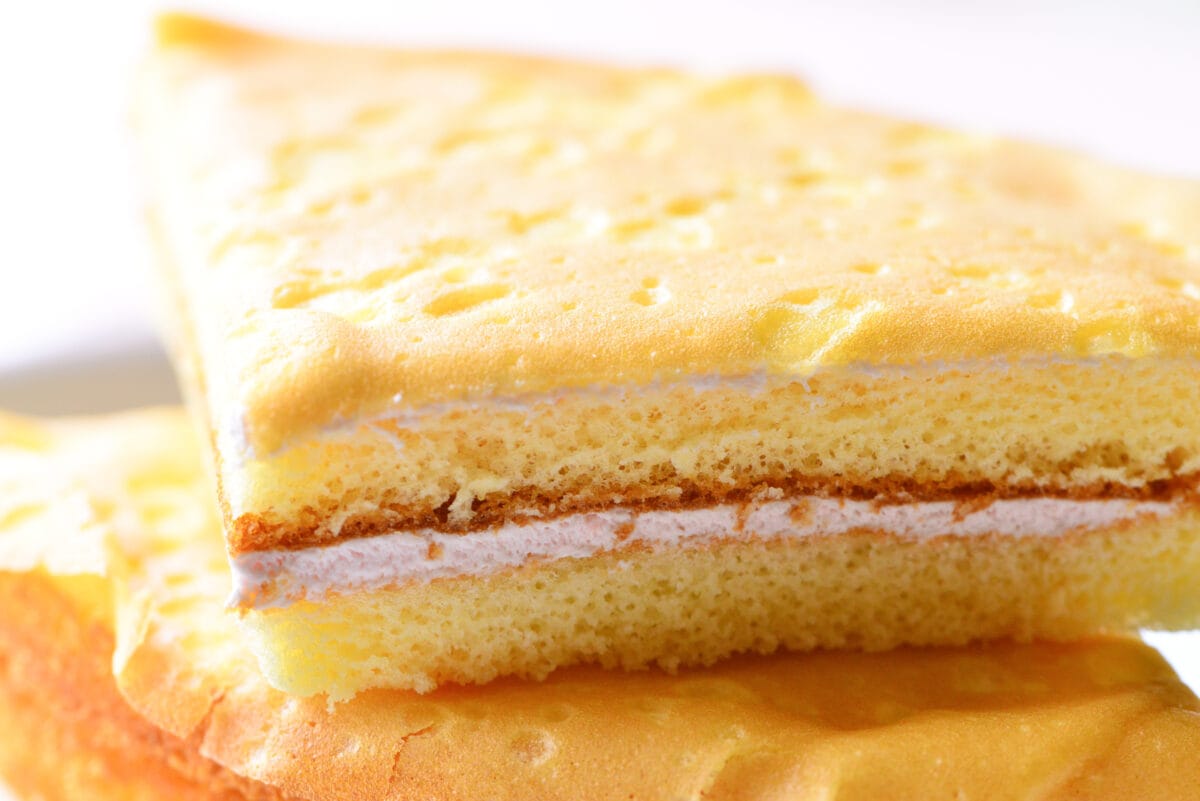 「思った以上にクリーム」【ローソン】いちごのスイーツパンがめちゃウマ