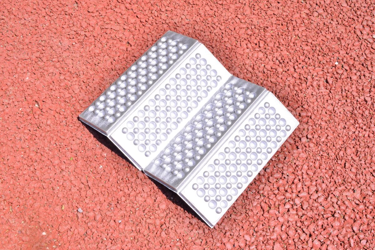 ダイソーのレジャーシート7選!厚手のものやおしゃれな使い方も紹介