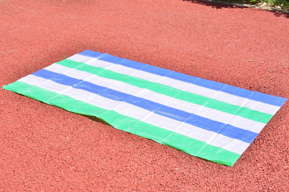 ダイソーのレジャーシート7選!厚手のものやおしゃれな使い方も紹介