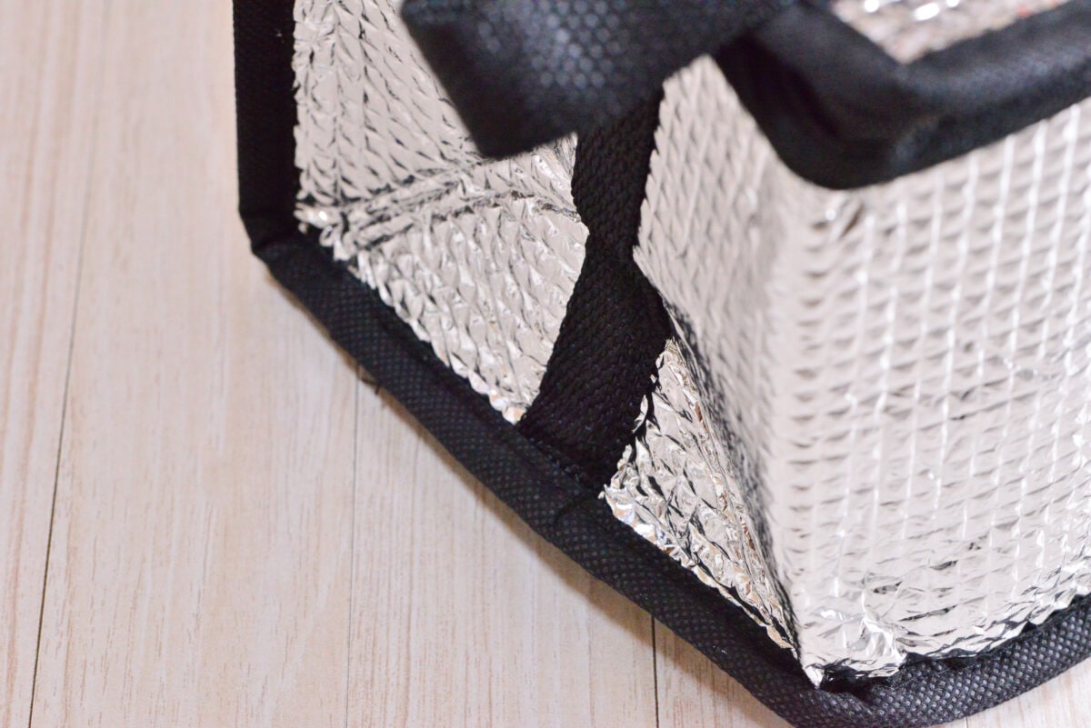 ダイソー保冷バッグ6選|小さめから大きいサイズまで紹介!保冷力も検証