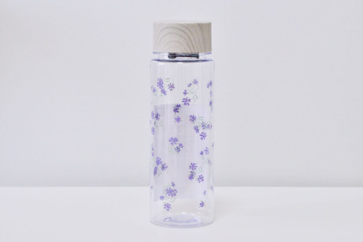 【ダイソー】水筒・ウォーターボトルおすすめ5選|肩掛けアイテムも紹介