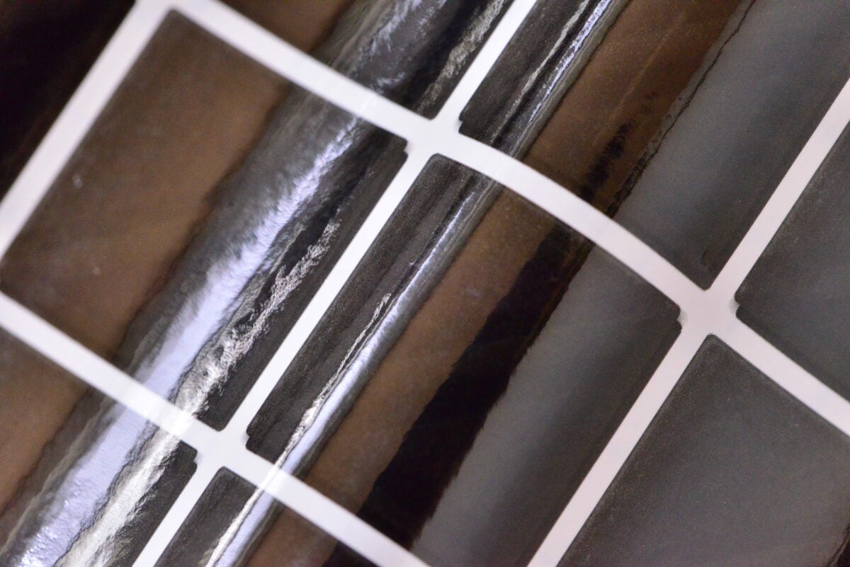 【ダイソー】リメイクシート6選!人気の新作紹介やはがせるかの検証も