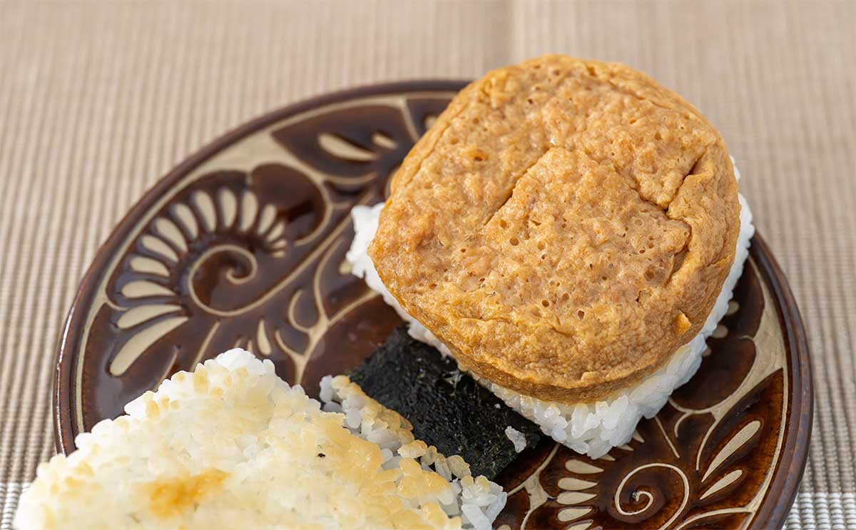 「売り切れてる」【セブン】新商品の「具だくさんおむすび」に大満足