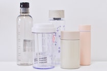 【ダイソー】水筒・ウォーターボトルのおすすめを紹介｜便利な肩掛けグッズも