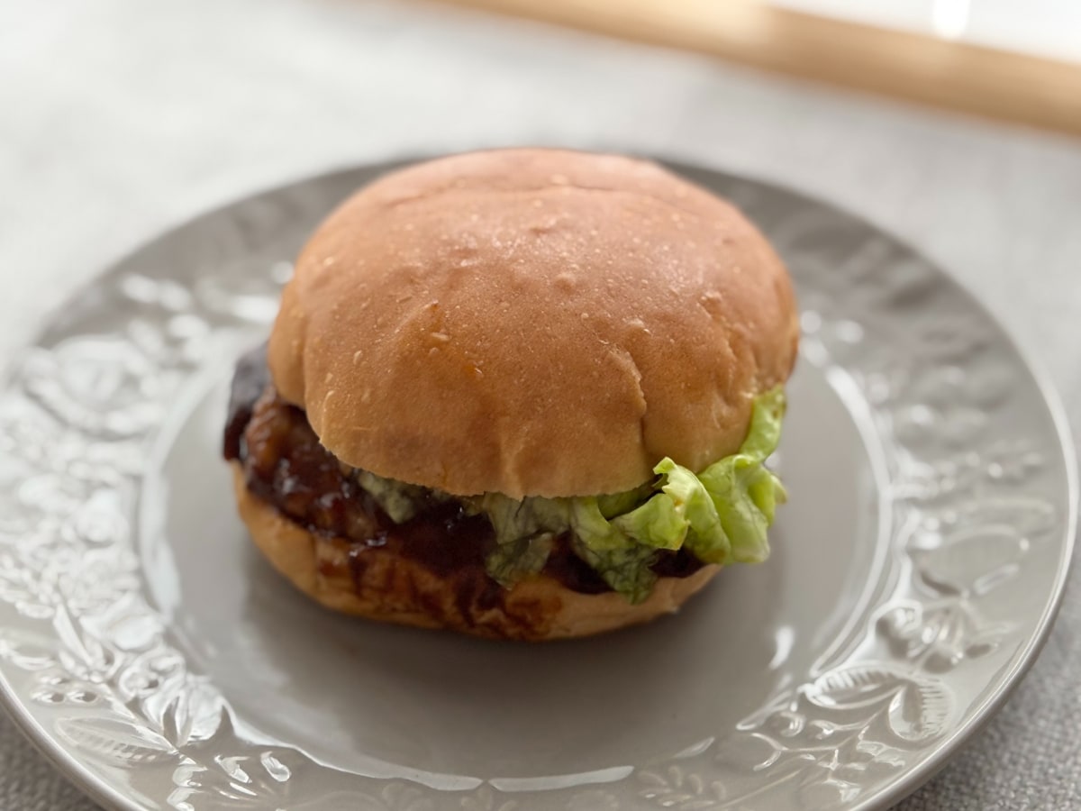 ソースがウマっ！【ファミマ×ハインツ】のコラボ商品が完璧すぎかも……