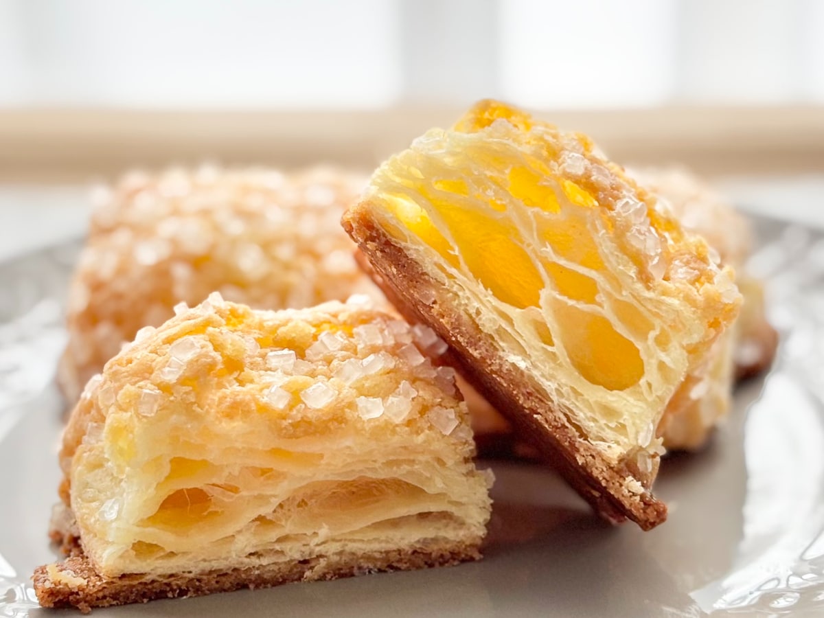 ザクふわ食感と甘さに夢中♡【ファミマ】のウマすぎパンが3個入りに!?