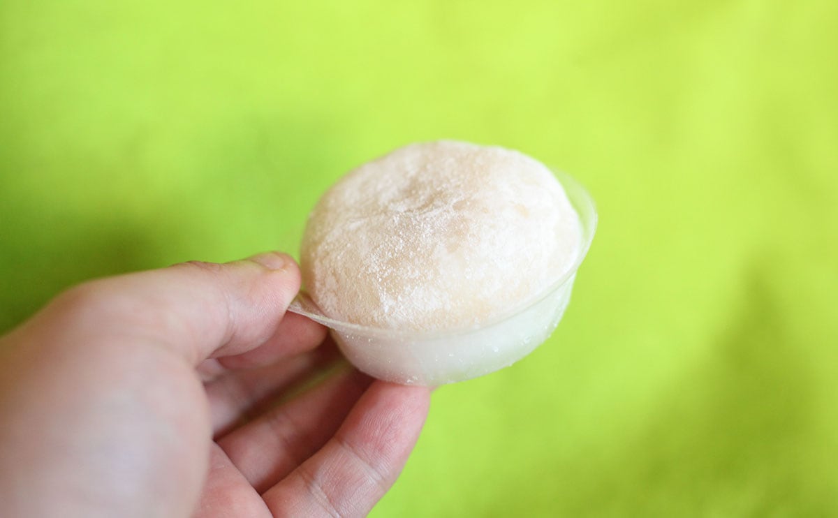 「大変美味」「めちゃウマ」【ローソン】の大福は中身があんこじゃない!?