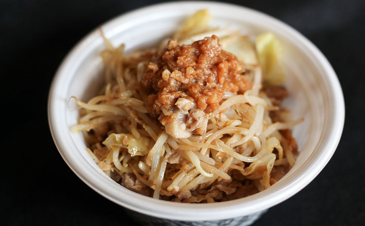 【賛否両論】松屋の“インスパイア系松郎牛めし”がいろいろ強烈だった!!