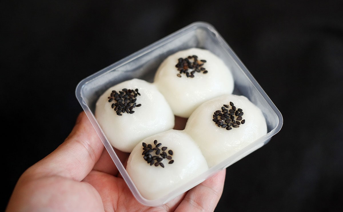 「全員買ったほうがいい」中身がじゅわっとあふれてくる【セブン】の和菓子