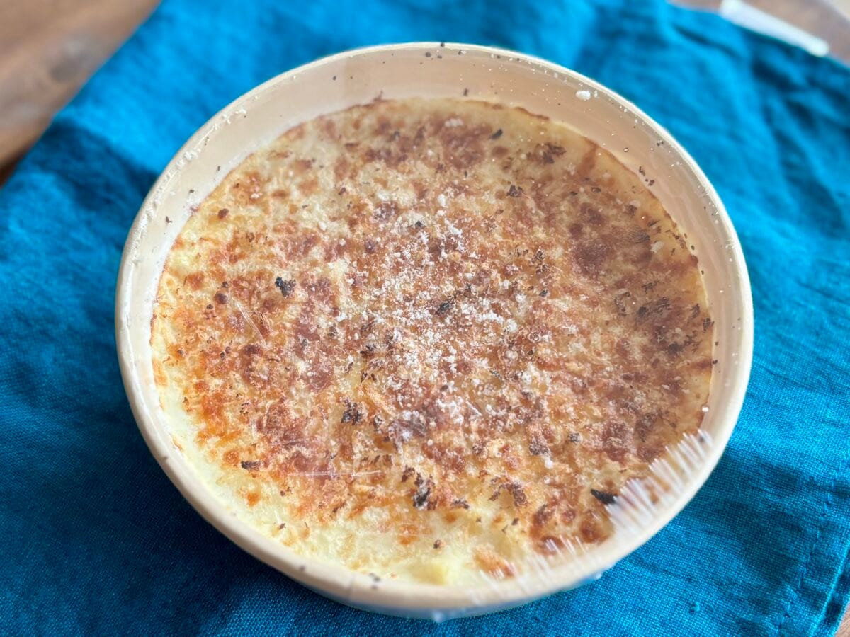 ホワイトソースとチーズが最高…【セブン】あつあつグラタンはいかが?