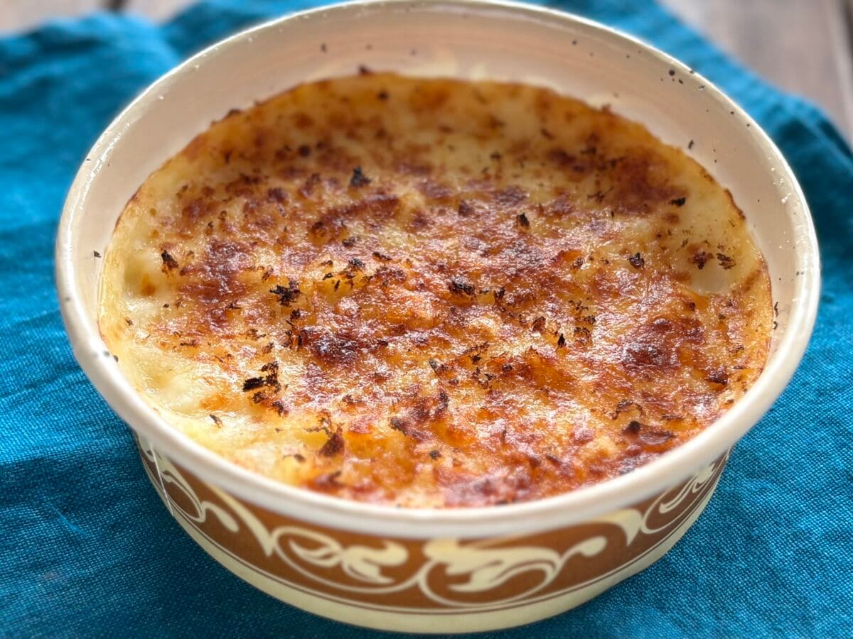 ホワイトソースとチーズが最高…【セブン】あつあつグラタンはいかが?