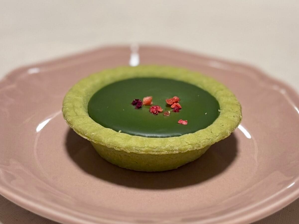 「抹茶好きは食べるべき」【ファミマ】ひとクセある和スイーツが絶妙でハマる