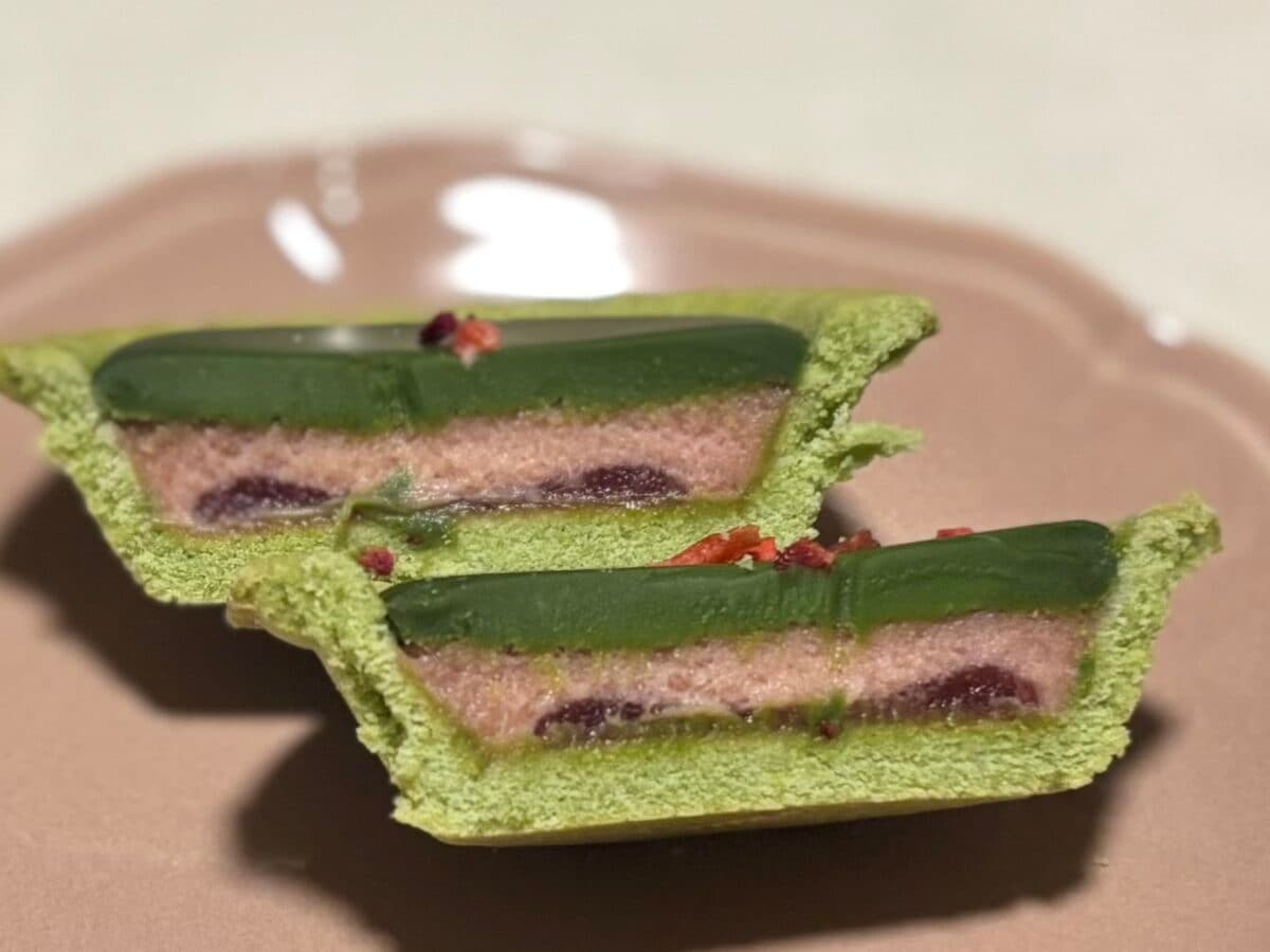 「抹茶好きは食べるべき」【ファミマ】ひとクセある和スイーツが絶妙でハマる