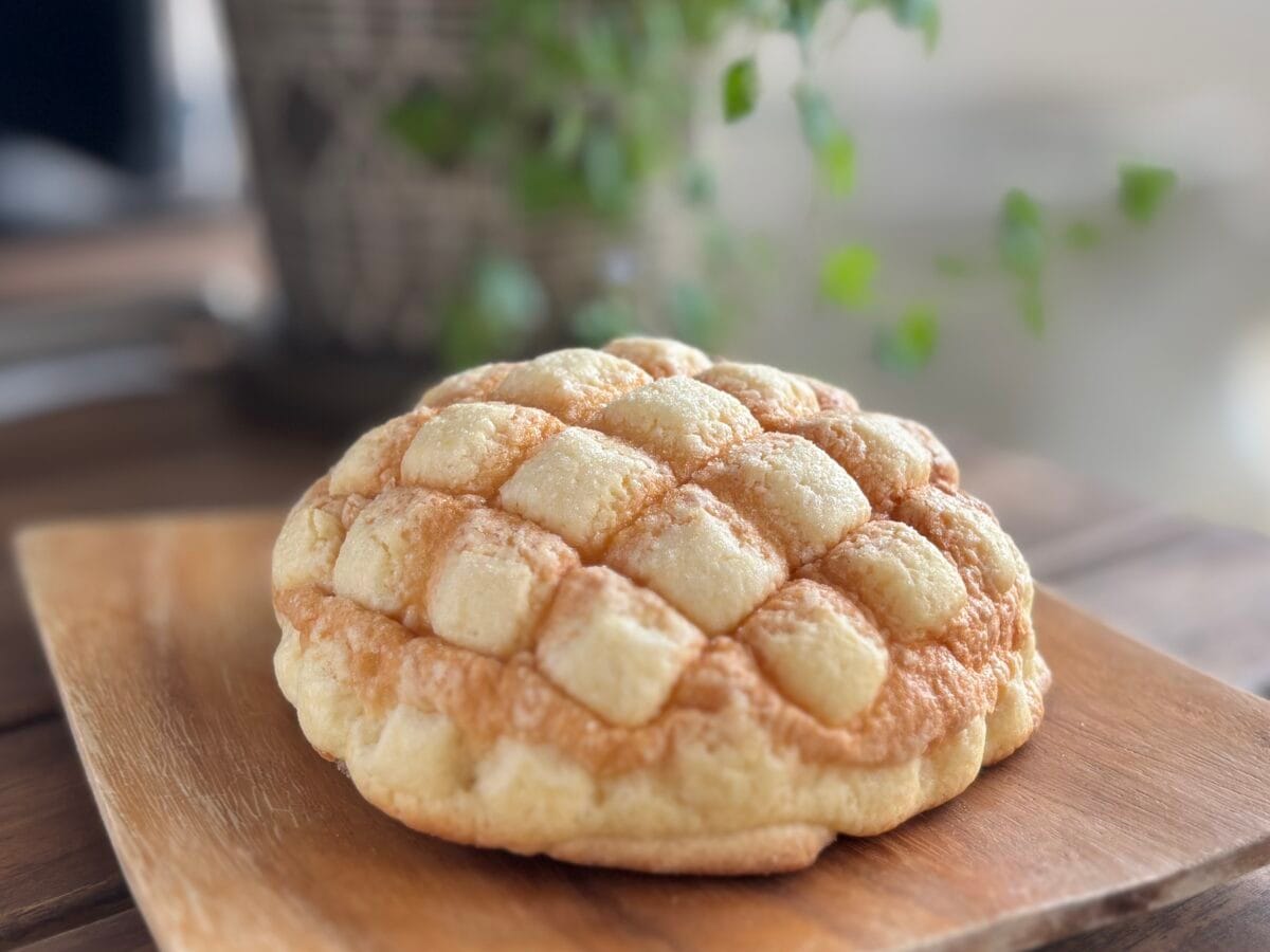 「さすがにダメ」【セブン】4:6の黄金比率！サクふわ食感のパンが凄い