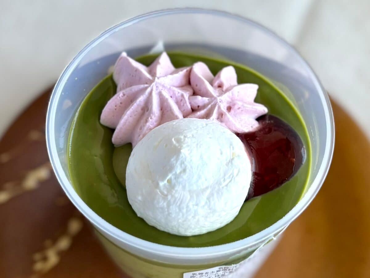 【ファミマ】の新作スイーツが可愛すぎ♡ 春を感じるティラミスに注目!