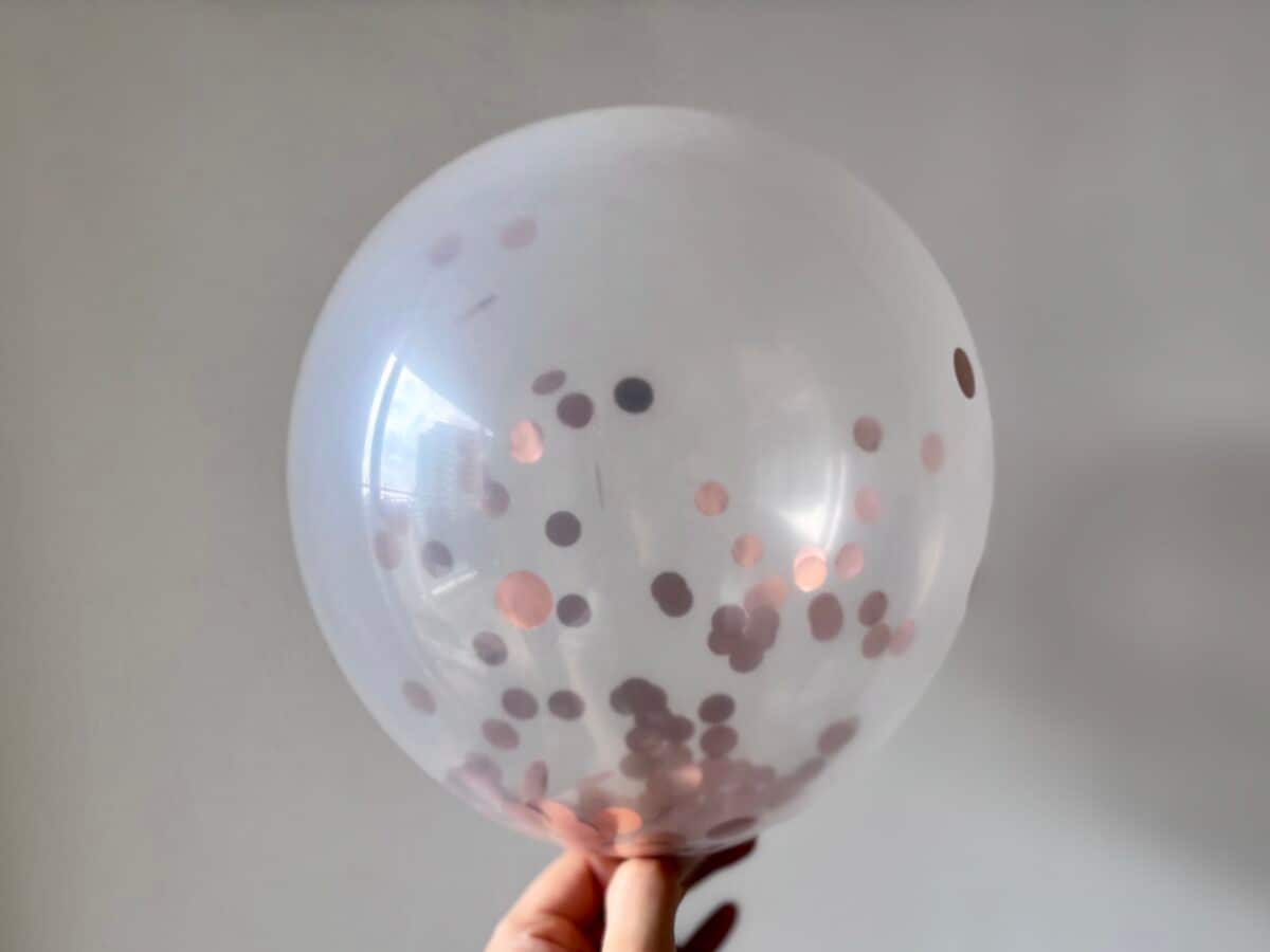 【セリア】の風船がおしゃれすぎ♡単色や数字は誕生日飾りにもおすすめ!